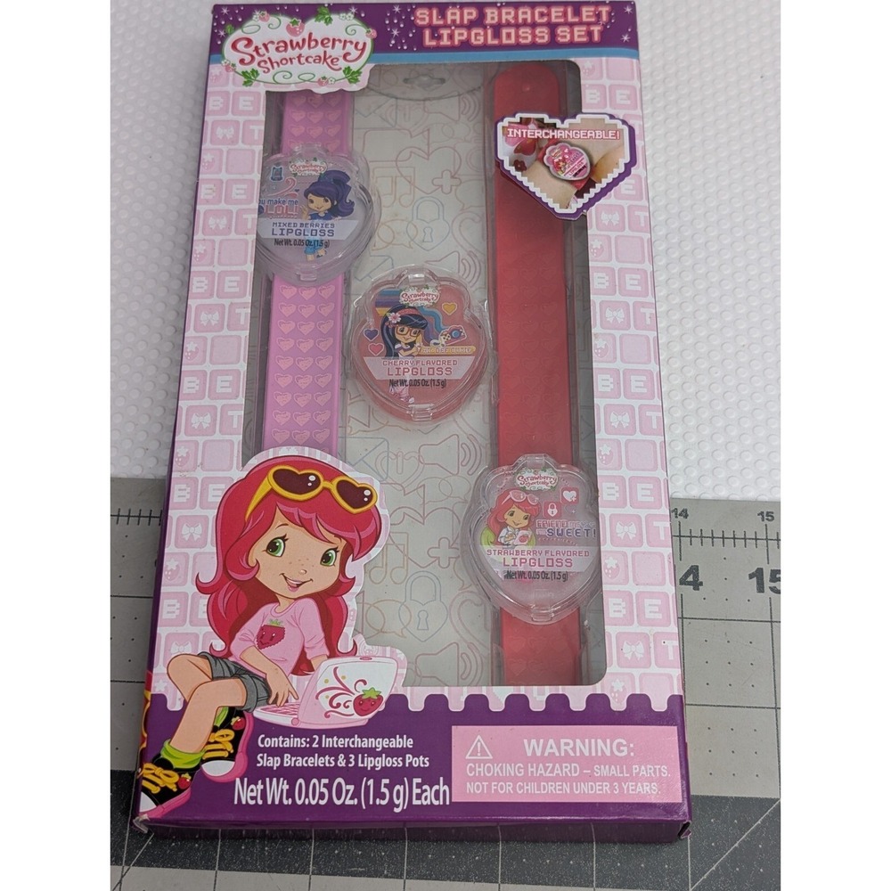Strawberry Shortcake Slap Bracelet Lipgloss Set 2013 Sealed TCFC Lip Gloss
